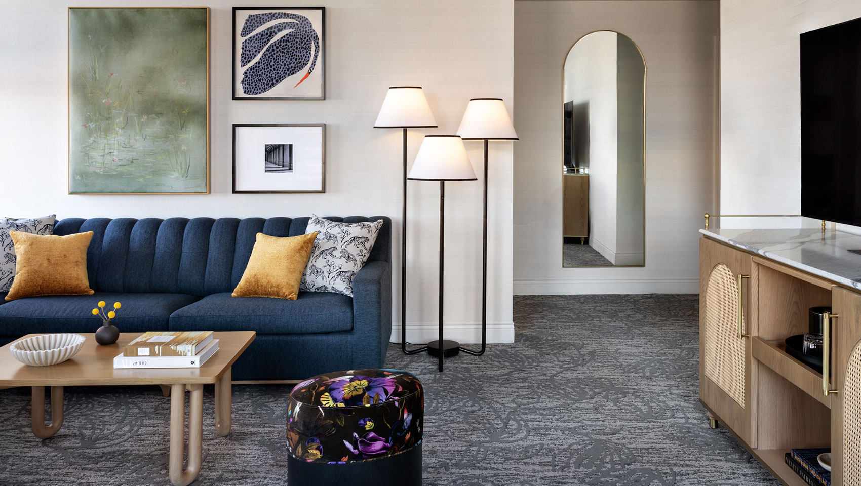 Renovated Monaco Philadelphia Guestroom/bathroom