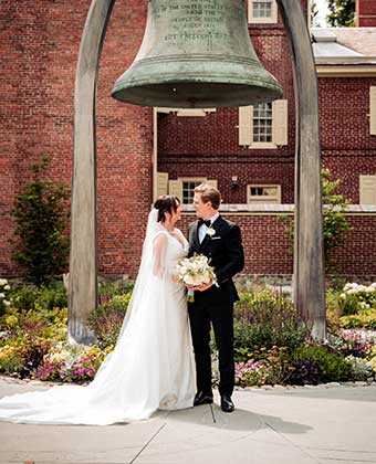 Bride and Groom in front of the Liberty Bel